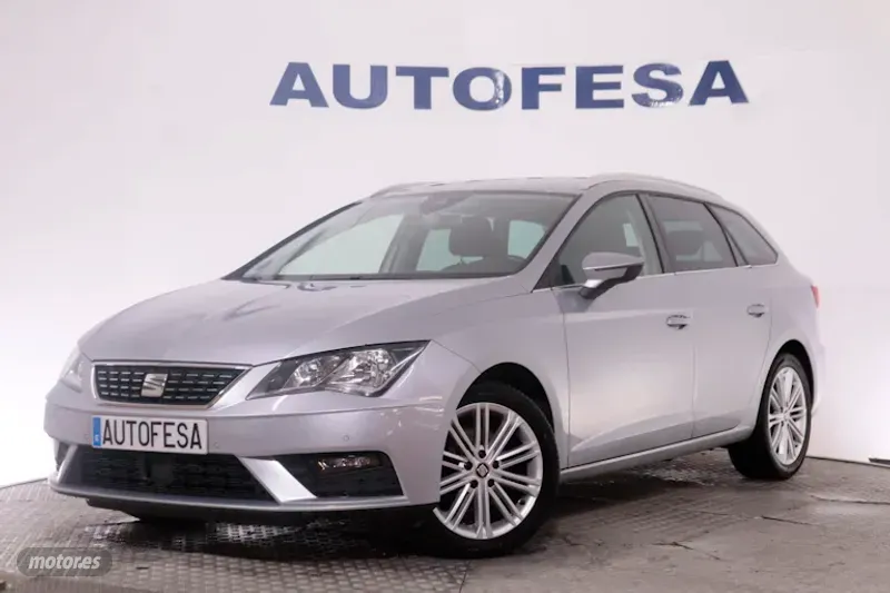 Seat Leon 1.5 TGI DSG ST XCELLENCE AUTO 130CV 5P # IVA DEDUCIBLE, PARKTRONIC de 2020 con 72.000 Km p...