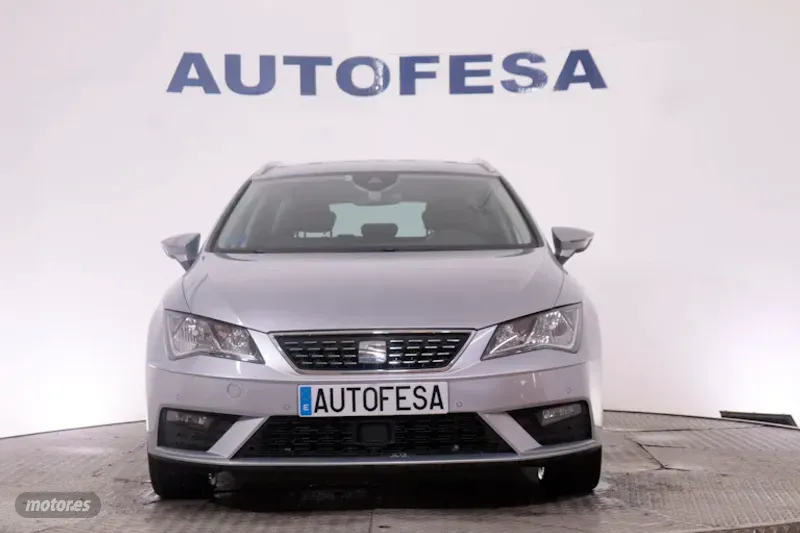 Seat Leon 1.5 TGI DSG ST XCELLENCE AUTO 130CV 5P # IVA DEDUCIBLE, PARKTRONIC de 2020 con 72.000 Km p...