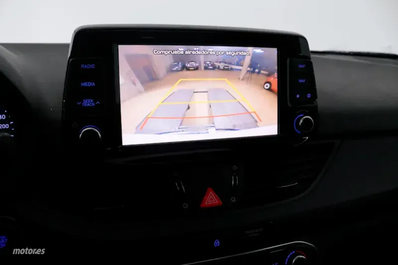 Hyundai i30 - foto 15