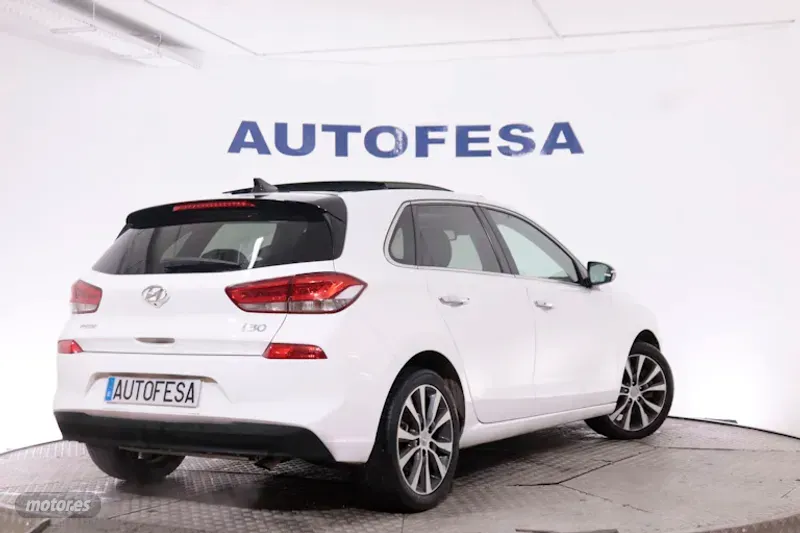 Hyundai i30 - foto 6