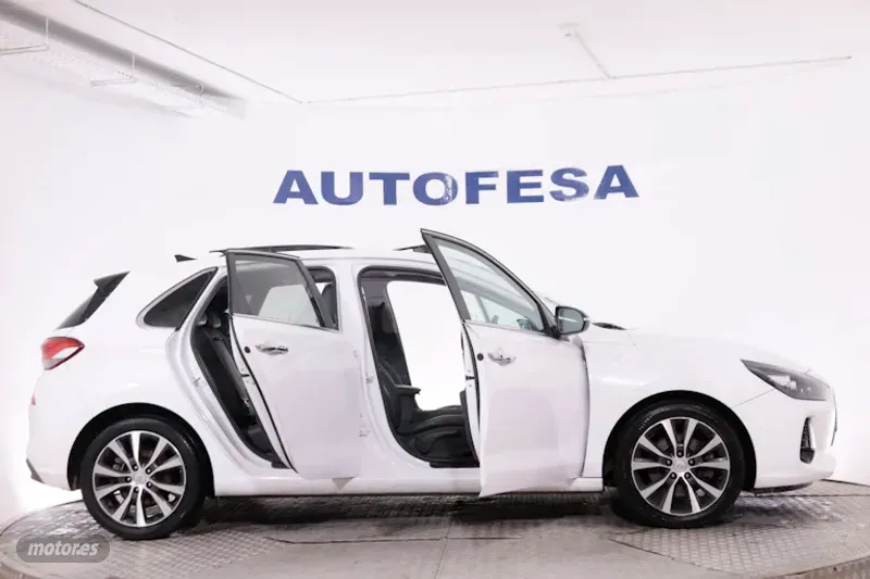 Hyundai i30 - foto 8