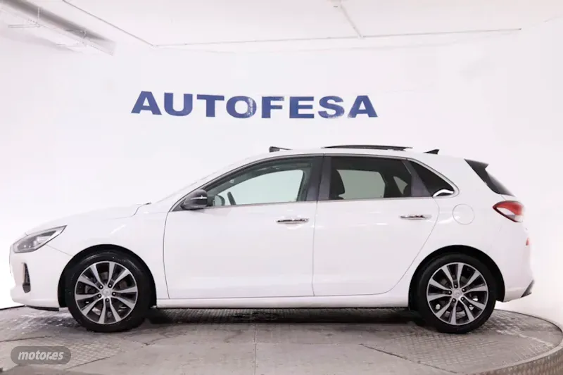 Hyundai i30 - foto 9