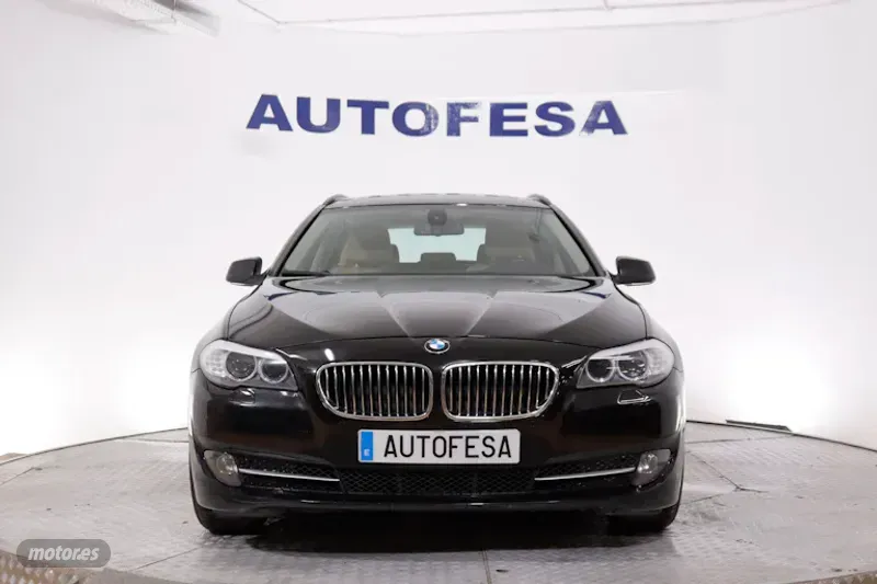 bmw serie 5 2012 / 239.920km. foto grande (2)
