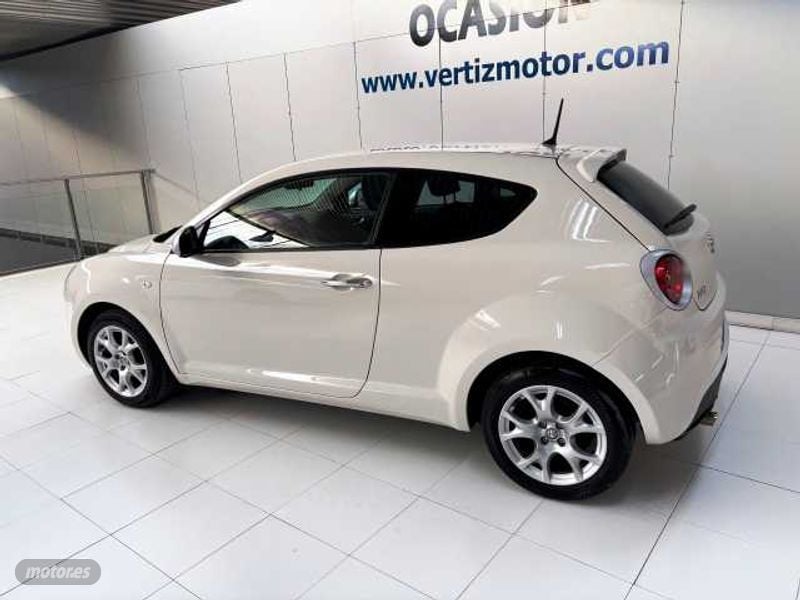 alfa romeo mito 2015 / 88.000km. foto grande (3)
