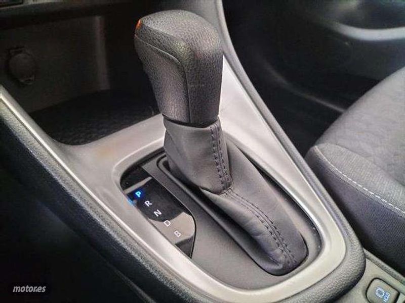 toyota yaris 2022 / 76.474km. foto grande (3)