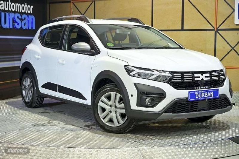 dacia sandero 2023 / 9.340km. foto grande (3)