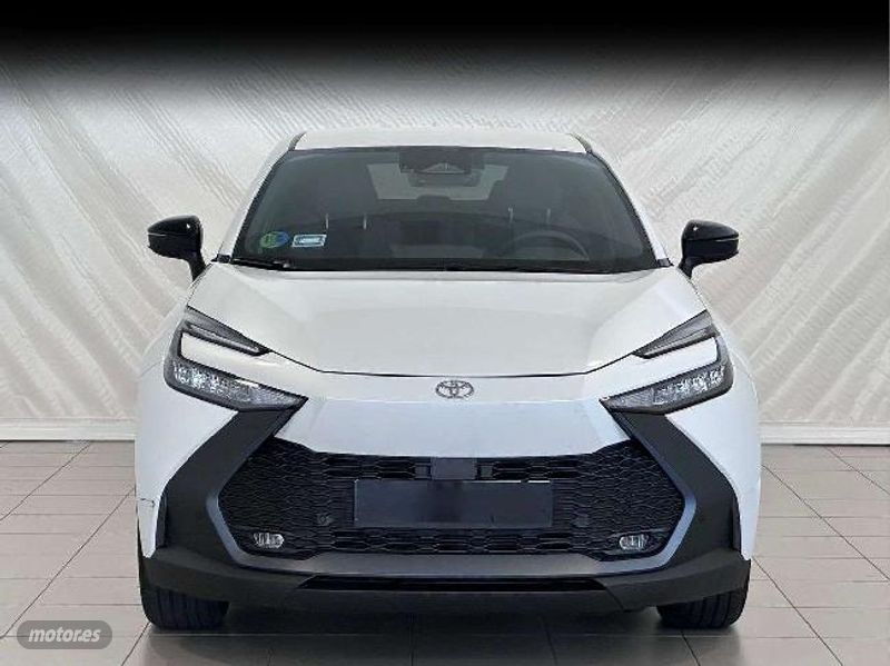 toyota c-hr 2024 / 9.800km. foto grande (2)