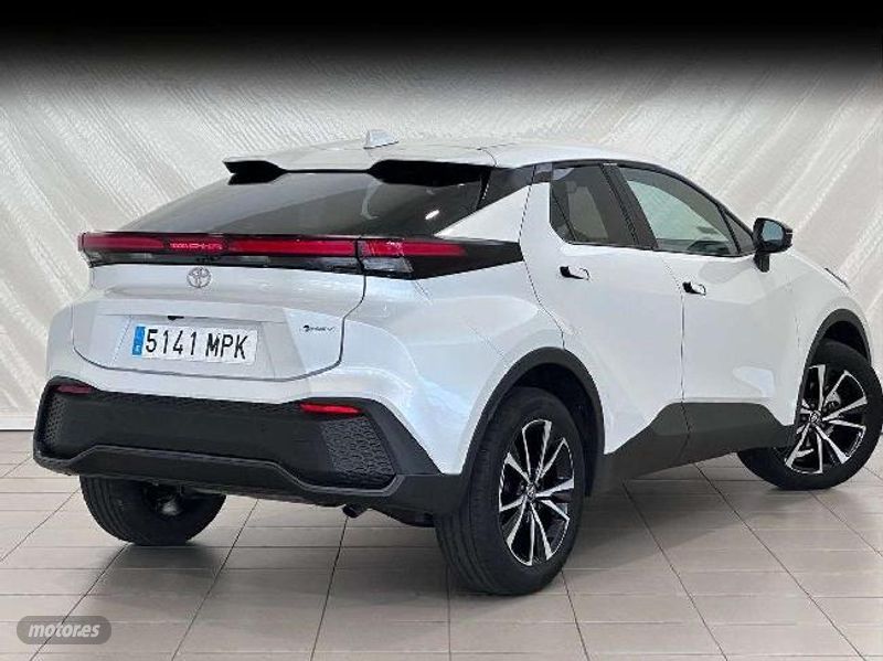 toyota c-hr 2024 / 9.800km. foto grande (3)