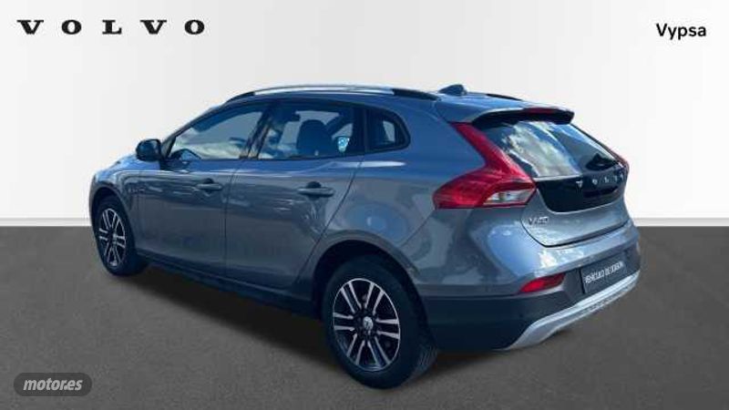 volvo v 40 2016 / 89.135km. foto grande (2)
