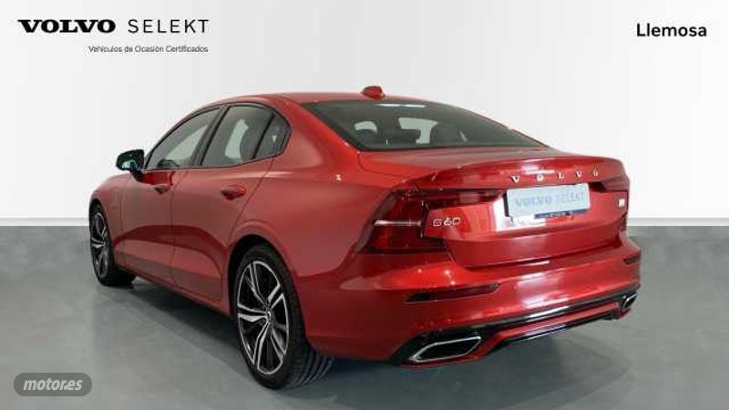 volvo s60 2022 / 42.350km. foto grande (2)