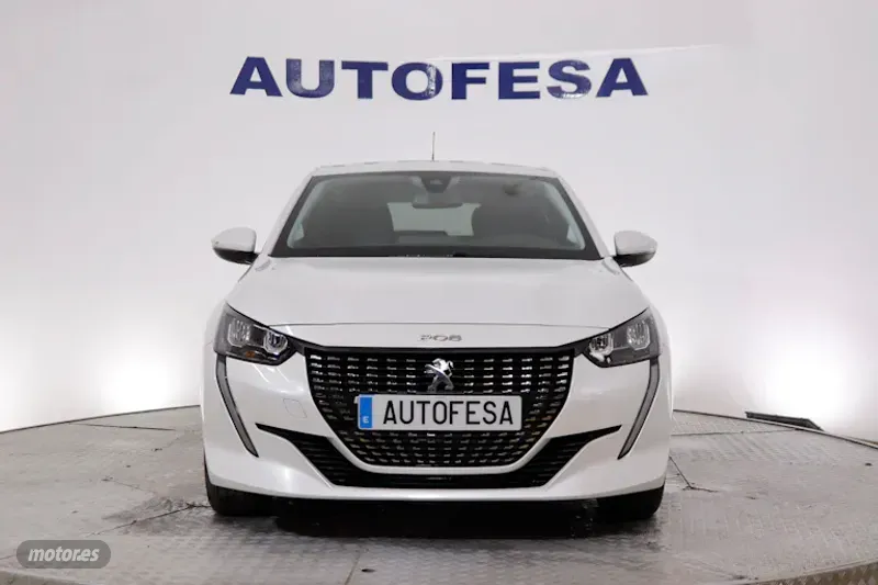 peugeot 208 2021 / 44.800km. foto grande (2)