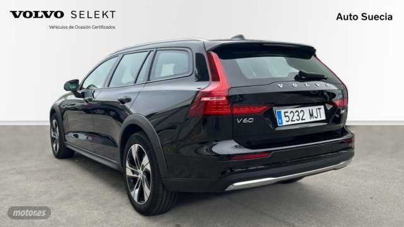 volvo v 60 2023 / 31.656km. foto grande (3)