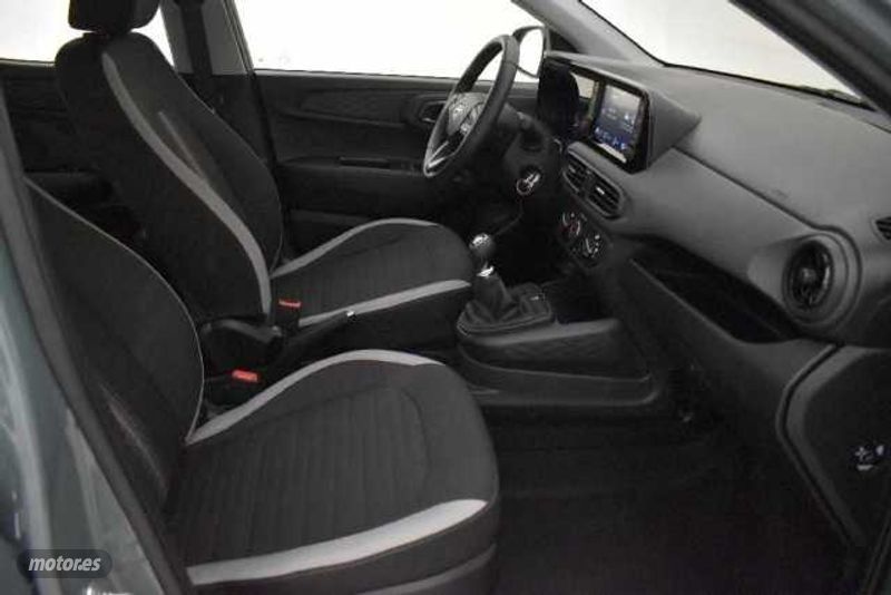 hyundai i10 2024 / 11.034km. foto grande (3)