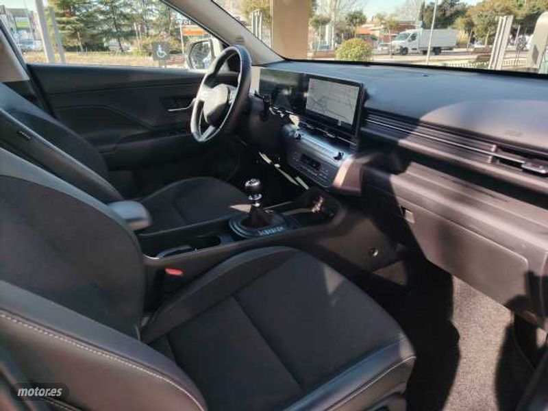 hyundai kona 2024 / 16.869km. foto grande (3)