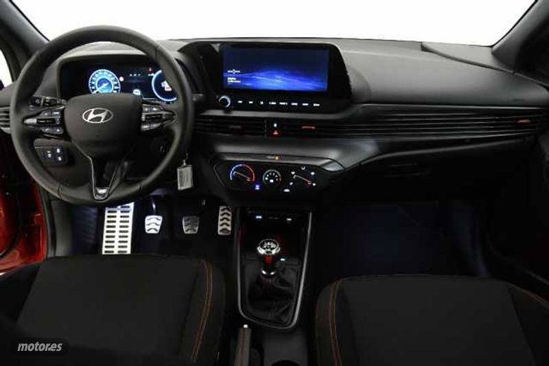 hyundai i20 2024 / 9.040km. foto grande (2)