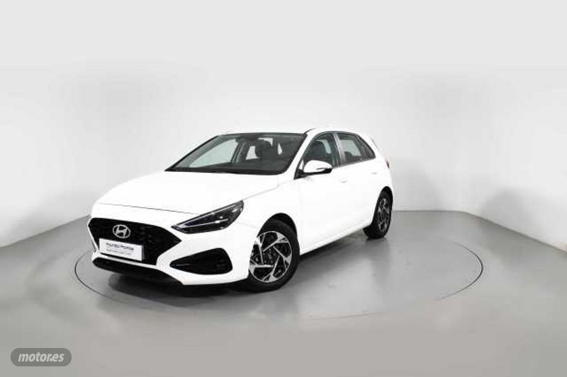 Foto hyundai i30 2024 / 6.606km.