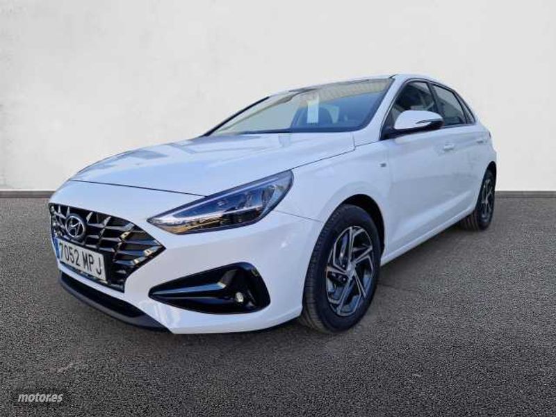 Foto hyundai i30 2024 / 13.668km.