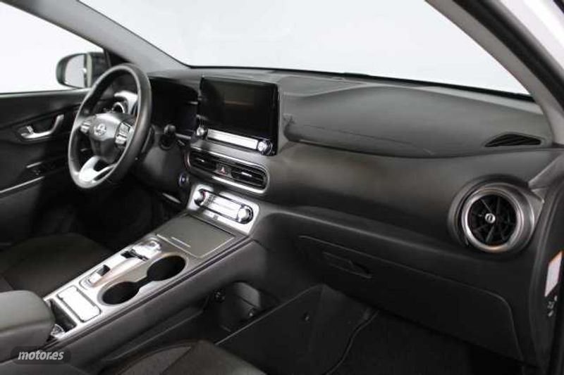 hyundai kona electric 2023 / 17.012km. foto grande (3)