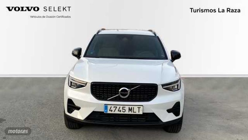 volvo xc40 2023 / 10.975km. foto grande (3)