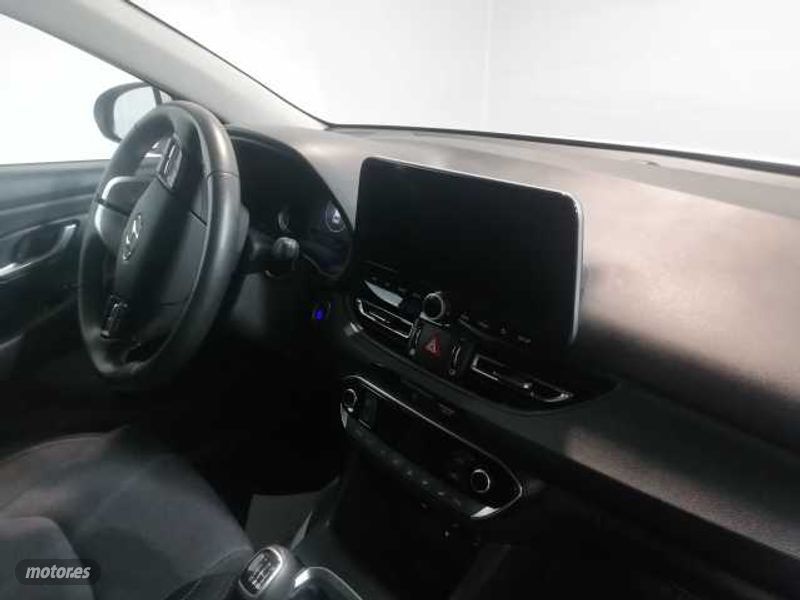 hyundai i30 2024 / 9.098km. foto grande (3)