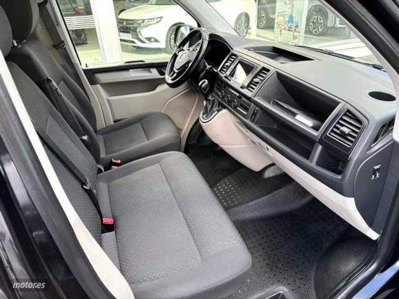 volkswagen caravelle 2018 / 106.000km. foto grande (2)
