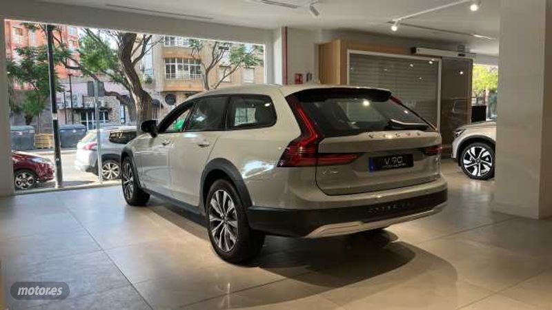volvo v 90 1km. foto grande (2)