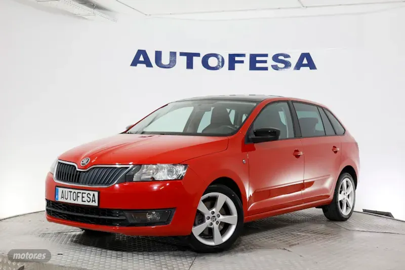 Foto skoda rapid 2014 / 68.700km.