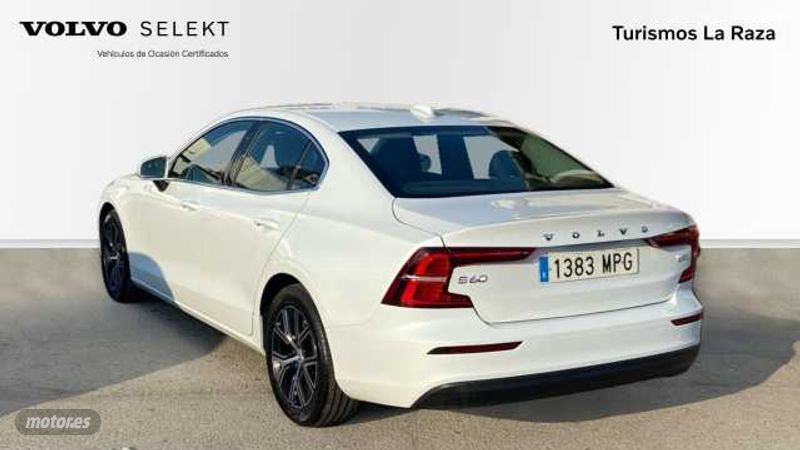volvo s60 2024 / 20.428km. foto grande (2)