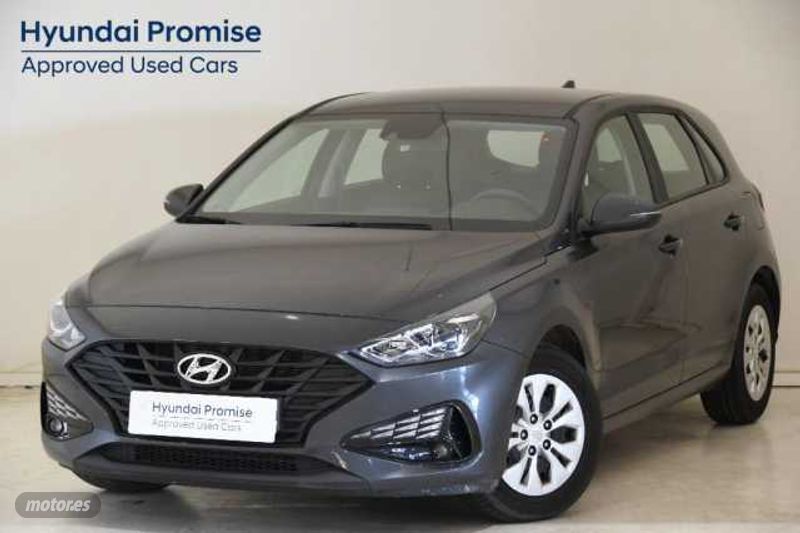 Hyundai i30 1.5 DPI Essence 110 de 2024 con 7.526 Km por 17.990 EUR. en Pontevedra