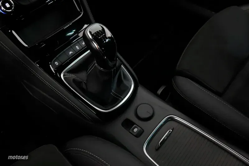 Opel Astra - foto 14