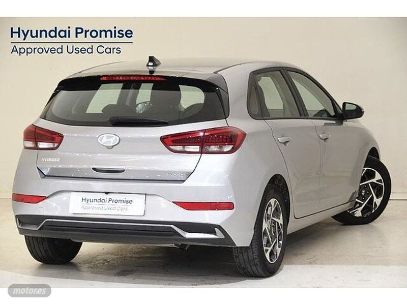 hyundai i30 2025 / 11.895km. foto grande (3)