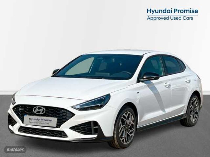 Hyundai i30 1.0 TGDI N Line 100 de 2024 con 50 Km por 24.500 EUR. en Valencia