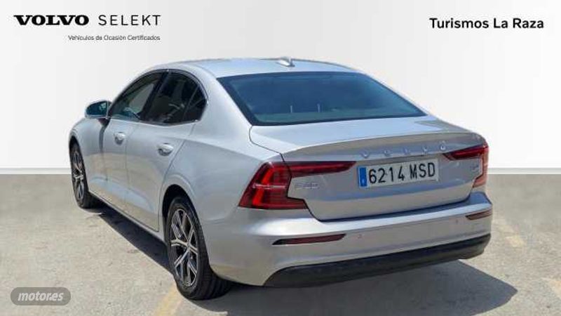 volvo s60 2024 / 15.855km. foto grande (2)