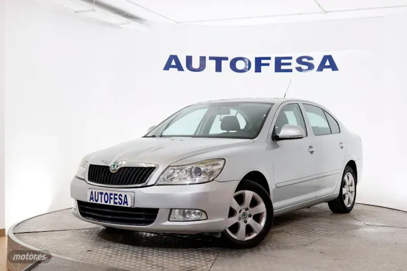 skoda octavia 2010 / 147.029km. foto grande (1)