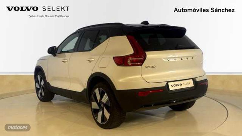 volvo xc40 2025 / 1km. foto grande (2)