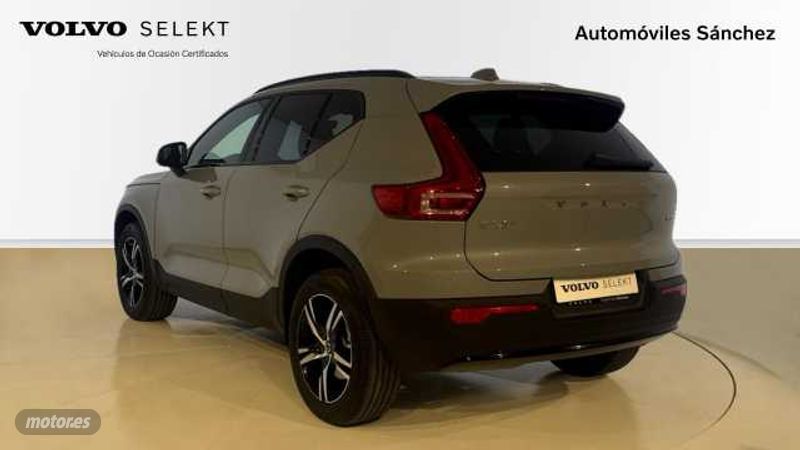 volvo xc40 2025 / 1km. foto grande (2)