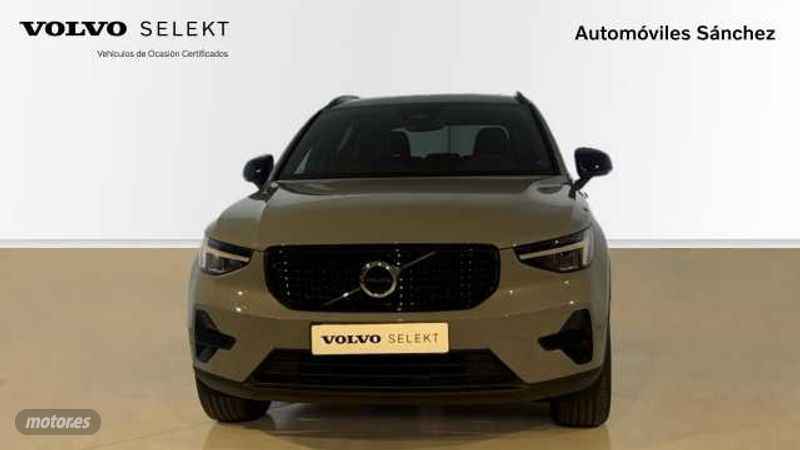 volvo xc40 2025 / 1km. foto grande (3)