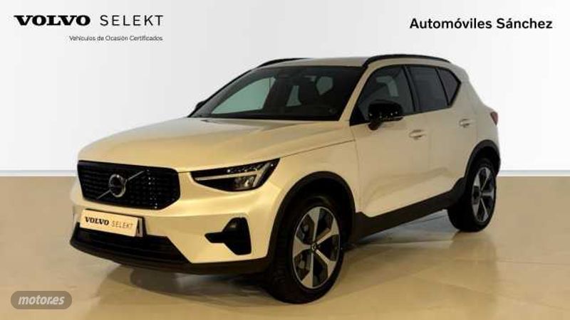 Foto volvo xc40 2025 / 1km.