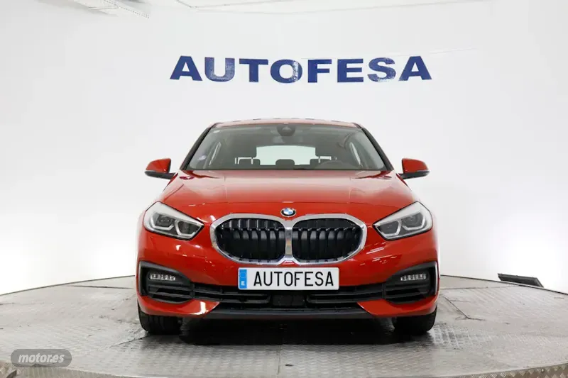 bmw serie 1 2023 / 17.000km. foto grande (2)