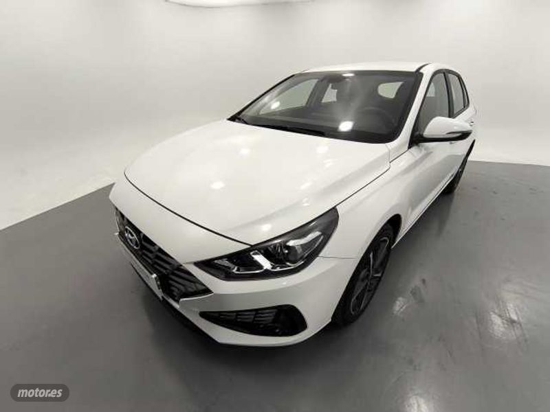 Foto hyundai i30 2024 / 16.876km.