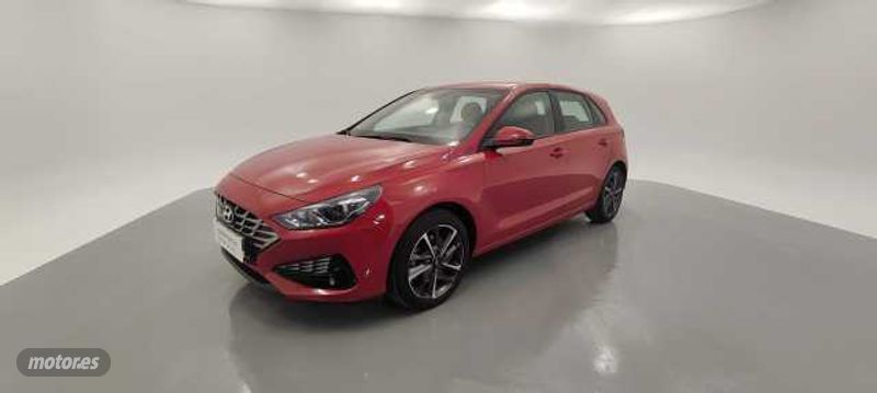 Foto hyundai i30 2024 / 12.690km.