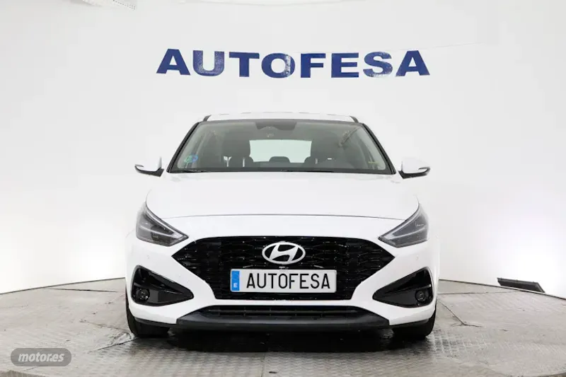 hyundai i30 2024 / 10.800km. foto grande (2)