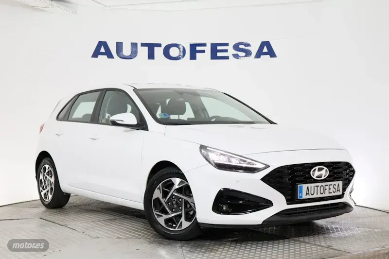 hyundai i30 2024 / 10.800km. foto grande (3)