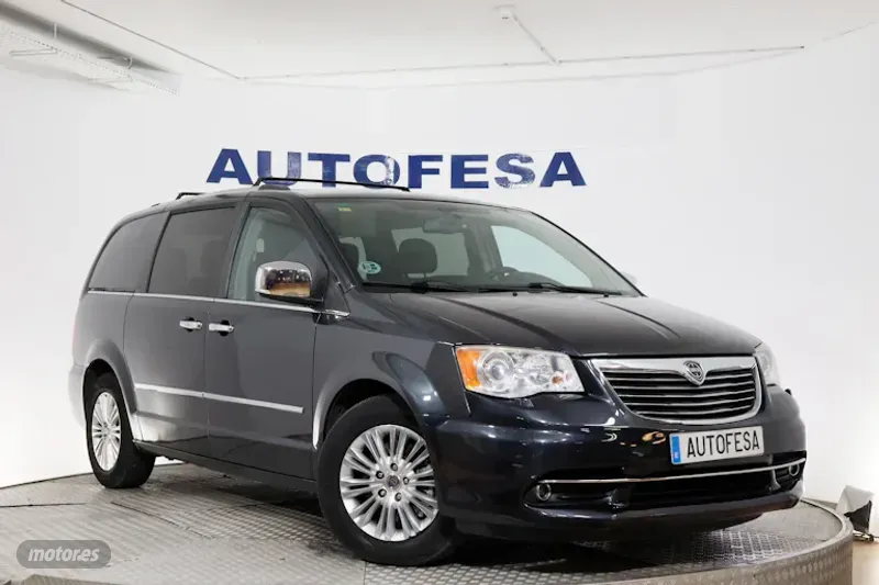 lancia voyager 2014 / 200.900km. foto grande (3)