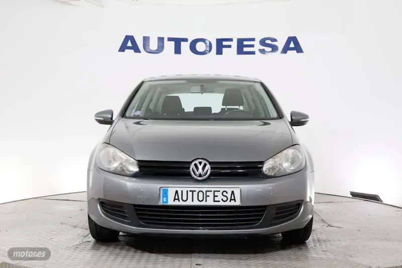 volkswagen golf 2011 / 123.200km. foto grande (2)
