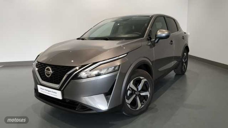 nissan qashqai 2023 / 20.534km.