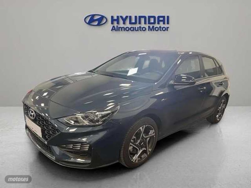 hyundai i30 2024 / 15.000km.