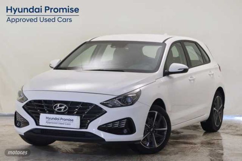 Hyundai i30 1.5 DPI Klass SLX 110 de 2024 con 6.865 Km por 19.990 EUR. en Asturias