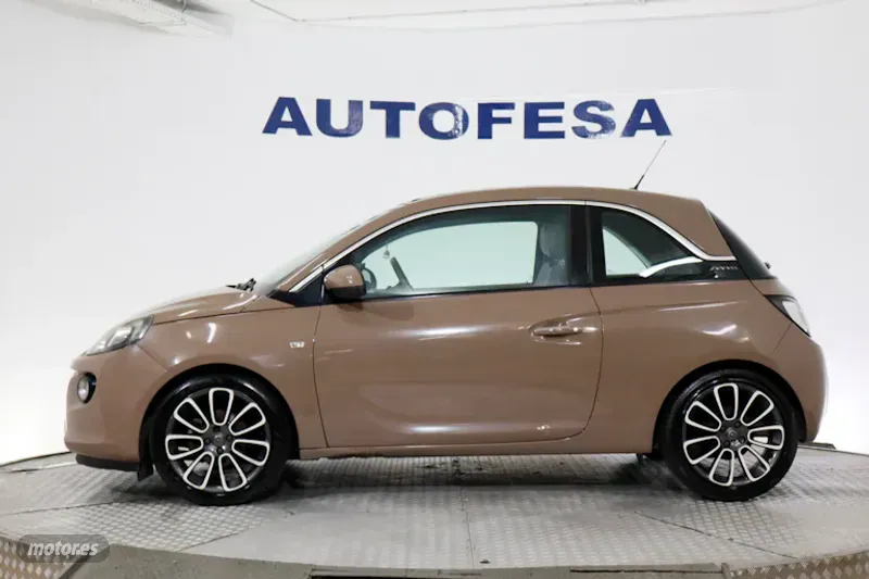 opel adam 2013 / 93.200km. foto grande (3)