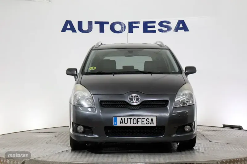toyota corolla verso 2008 / 210.000km. foto grande (2)